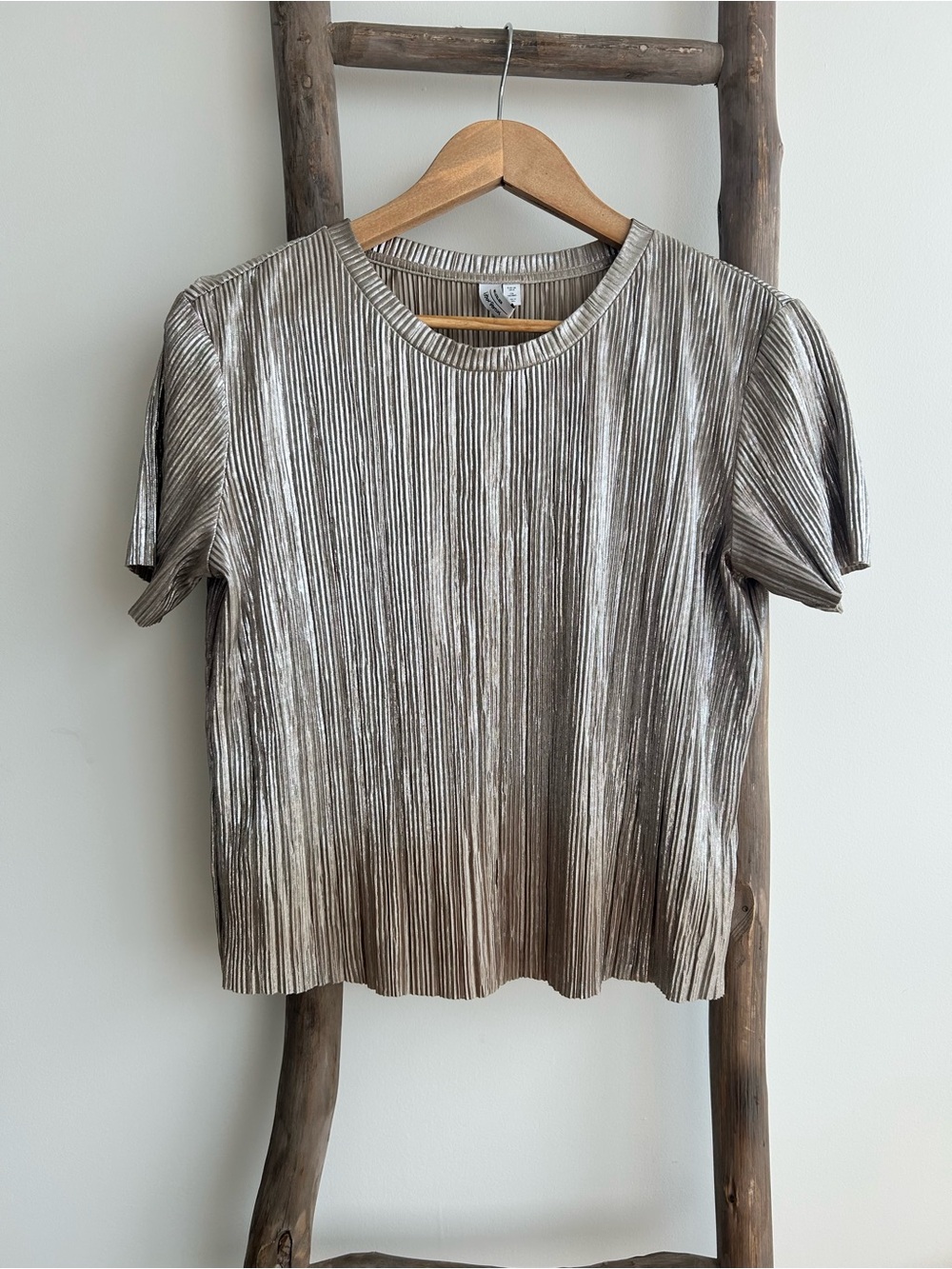 & Other Stories Metallic Plissé Top